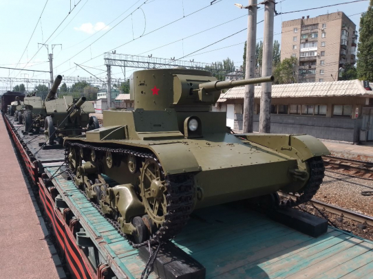 Саратовцы встретили ретропоезд «Воинский эшелон» 