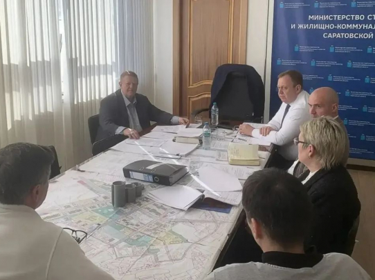 Панков провёл встречу в Минстрое по качеству ремонта ДК в Альшанке