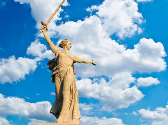 Сегодня вся страна отмечает 81-ю годовщину разгрома фашистских войск под Сталинградом