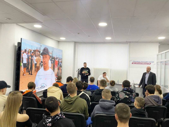 В Штабе общественной поддержки обсудили развитие воркаута в Саратовской области