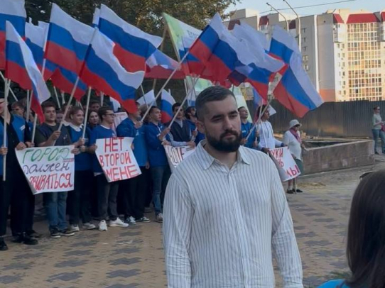 Родители школьников просят ускорить строительство новой школы