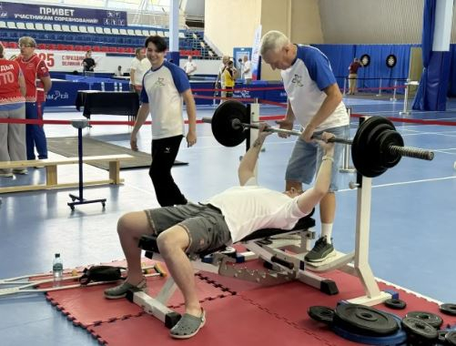 Министерство спорта области оказывает всестороннюю поддержку ветеранам специальной военной операции и членам их семей