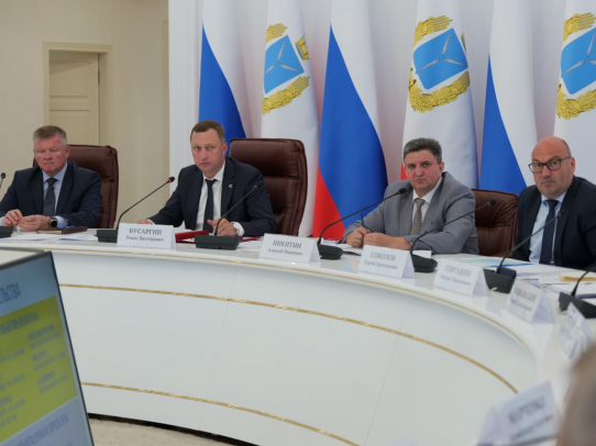 Роман Бусаргин поручил решить проблемы с водоснабжением и поддержать региональный бизнес