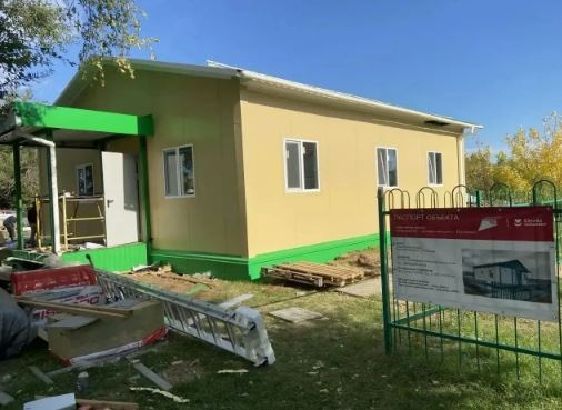Строительство модульного ФАПа в селе Пылковка Балаковского района подходит к завершению