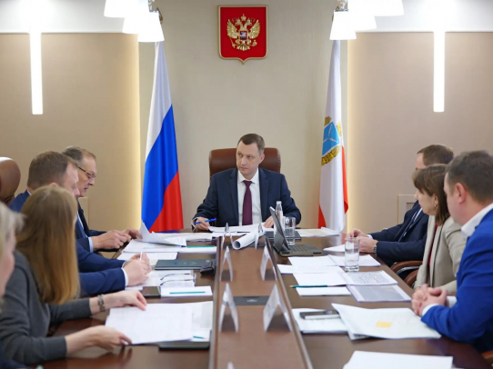 Роман Бусаргин обсудил реализацию концепции комплексного развития территорий Саратова
