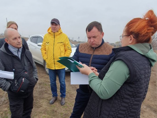 На месте будущего индустриального парка жителям детально рассказали о проекте