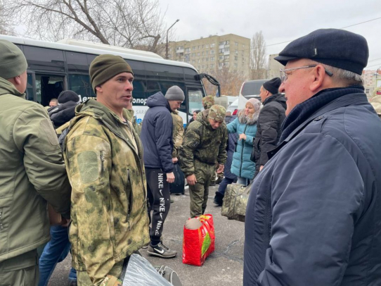 Очередная группа бойцов 99-го полка отправилась после краткосрочного отпуска в зону СВО