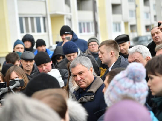 Председатель Госдумы РФ Вячеслав Володин встретился с жителями микрорайона Ласточкино