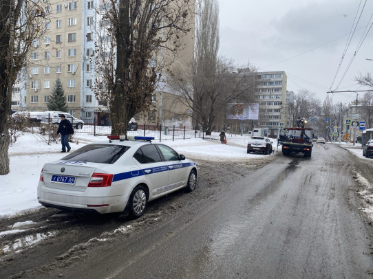 Автоинспекторы выявили свыше 20 тысяч нарушений правил остановки и стоянки автомобилей