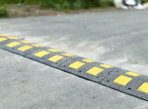  В городе установили новые искусственные дорожные неровности