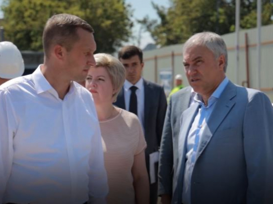 Володин: Полноценный пляж в Затоне планируют открыть следующим летом