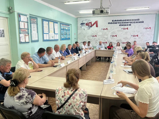 Панков провёл в Балашове рабочее совещание по проблемам ЖКХ