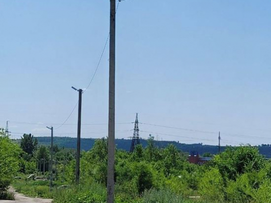 В поселке Воробьевка установили световые опоры и светильники