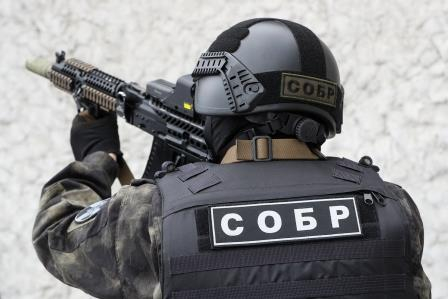 В Саратовской области при содействии бойцов СОБР «Волкодав» задержаны подозреваемые в кибермошенничестве