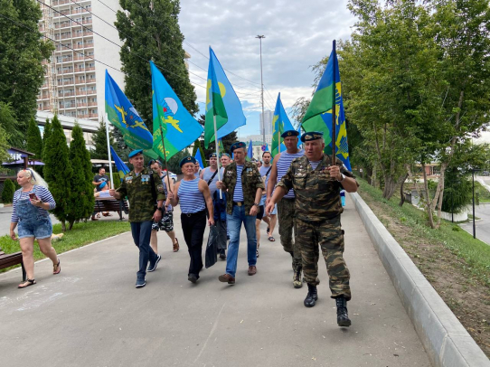 Саратовские десантники отметили День Воздушно-десантных войск