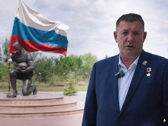 Александр Янклович поздравил саратовских ветеранов