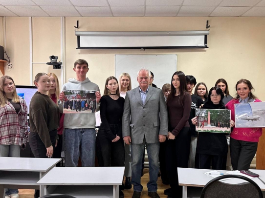 Студентам рассказали о «Сталинградском шоссе» Саратова