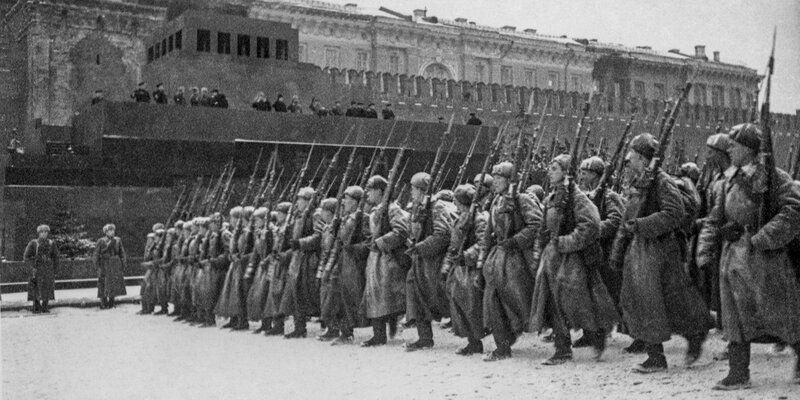 Это интересно: Памятная дата военной истории России - 7 ноября 1941 года