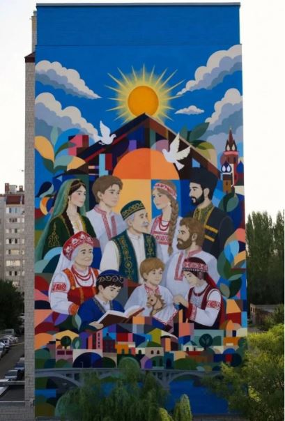 В Энгельсе появился новый мурал «Лица одной страны»