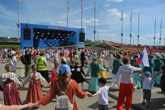 Саратовчанка представила русскую культуру на Всероссийском форуме