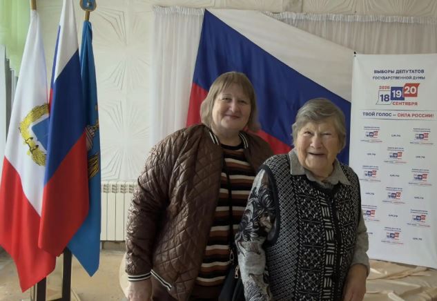 В Саратовской области на выборах голосуют жители, награжденные за профессионализм