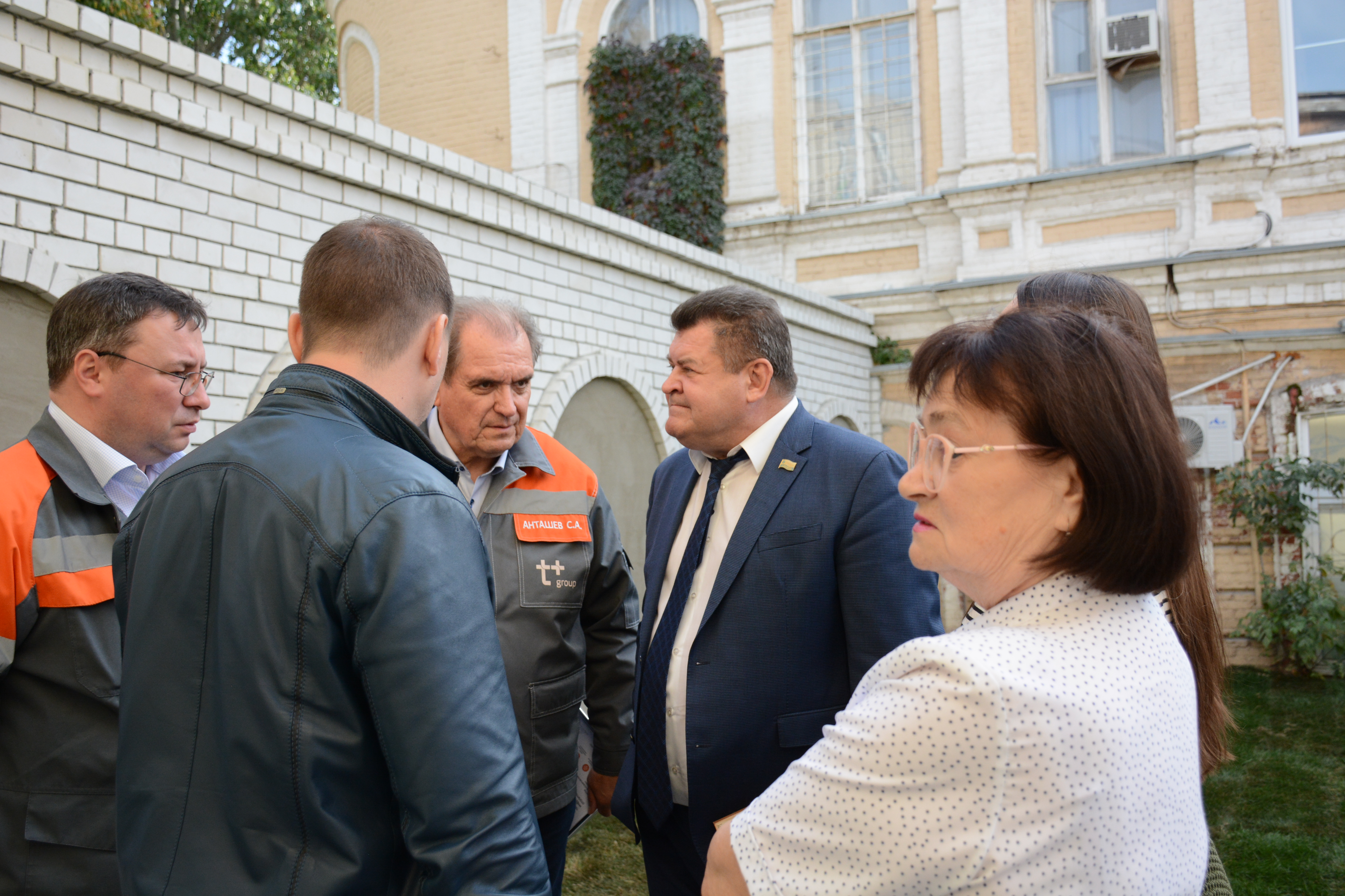 Одно из известных мест Саратова восстановлено после ремонта теплотрассы