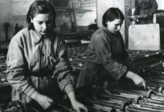Саратов отмечает 6-летие почетного звания «Город трудовой доблести»
