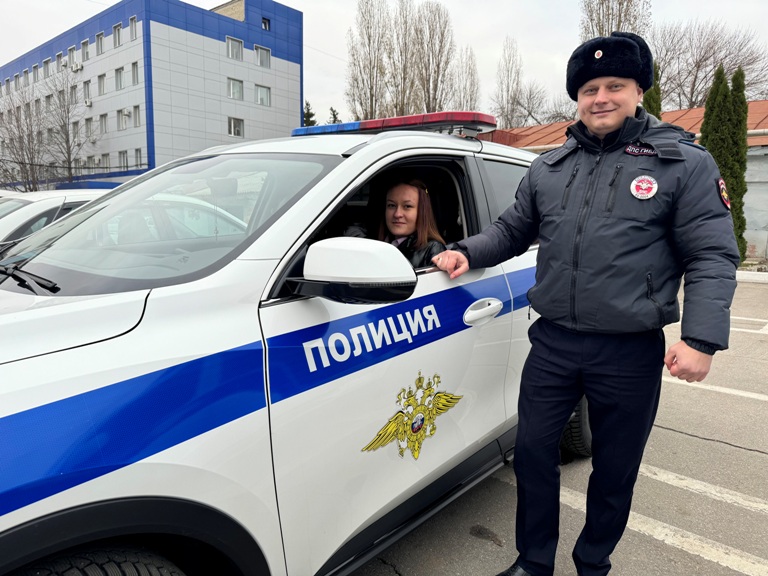 «День открытых дверей» провели для старшеклассников саратовские полицейские «День открытых дверей» провели для старшеклассников саратовские полицейские