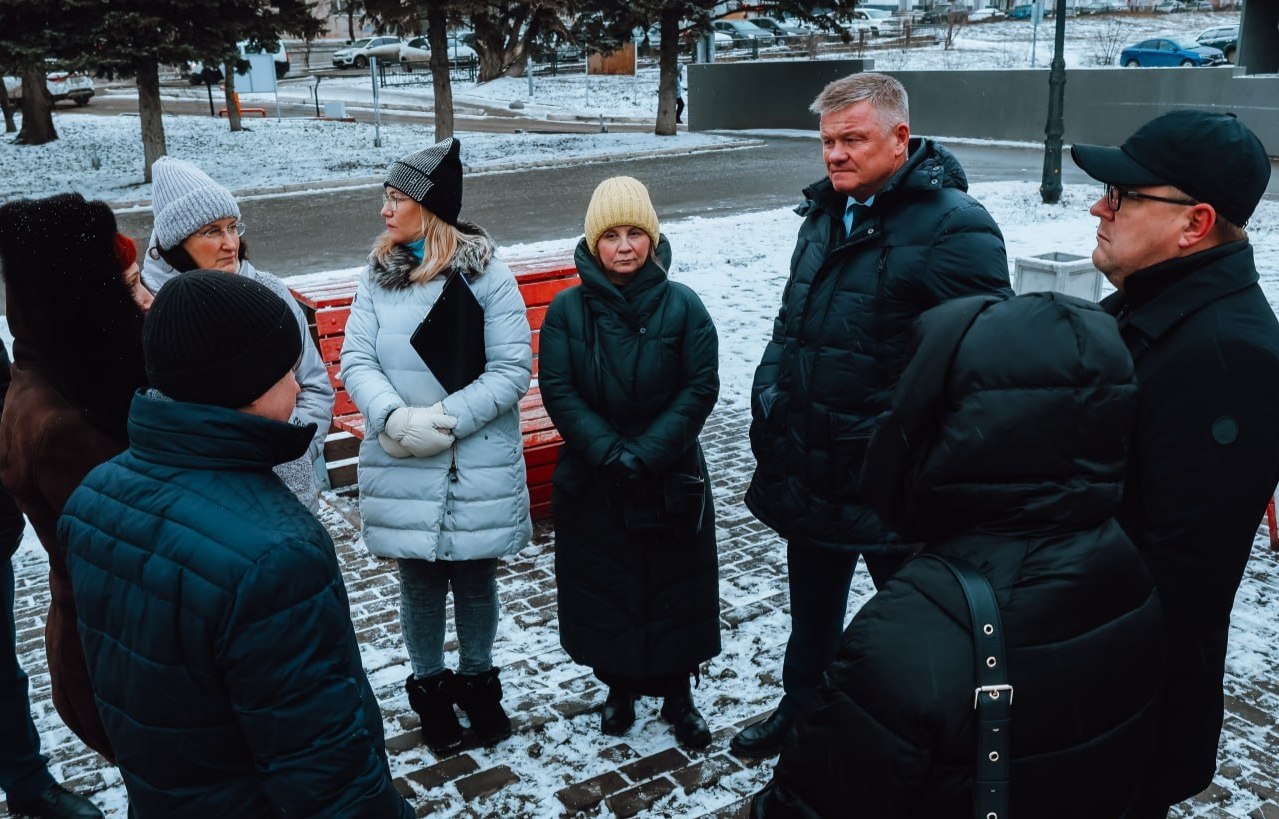 С жителями микрорайона СХИ обсудили благоустройство сквера «Рубин» С жителями микрорайона СХИ обсудили благоустройство сквера «Рубин»